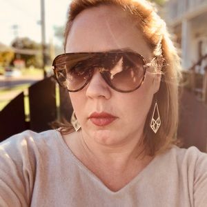 Meet your Posher, Candi